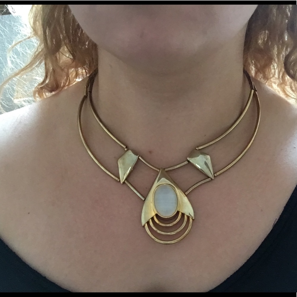 Belle Noel necklace gold color